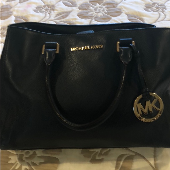 Michael Kors Handbags - Authentic michael kors bag